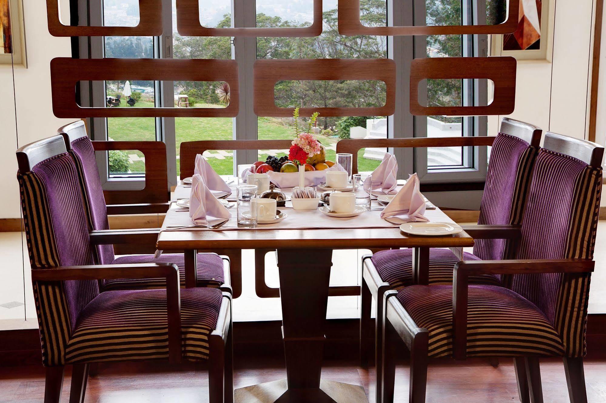 Sinclairs Retreat Ooty Hotel Exterior foto