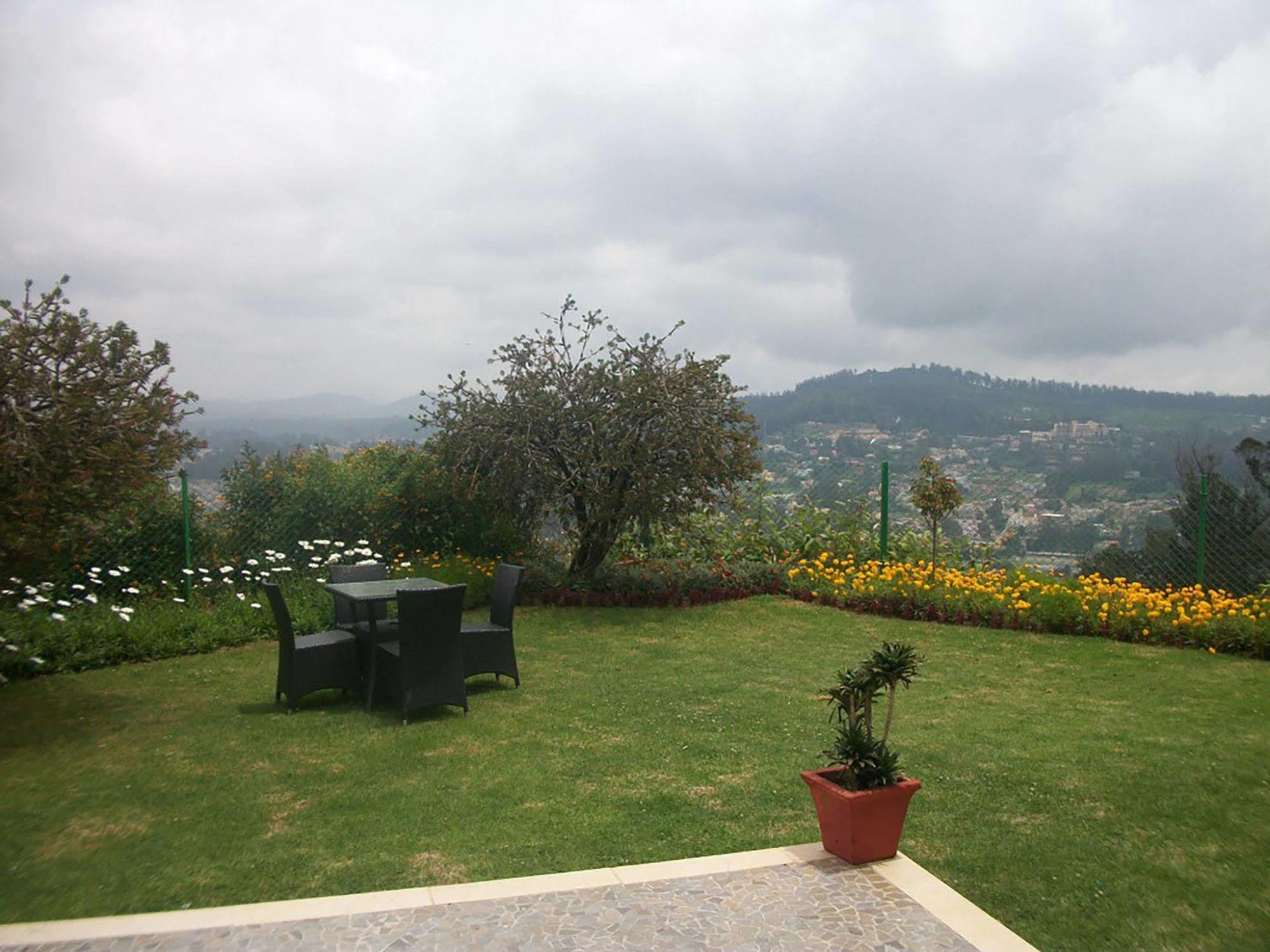 Sinclairs Retreat Ooty Hotel Exterior foto